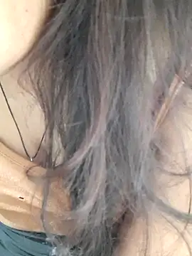 Hug_Mee live sex cam