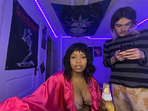 venusfairys live cam on StripChat