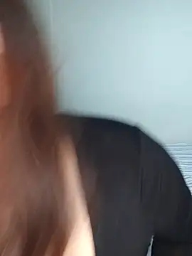 samm_curvy live cam on StripChat