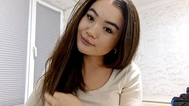 PauletteFurtak live cam on StripChat