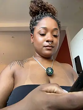 EbonyGoddess_Servant