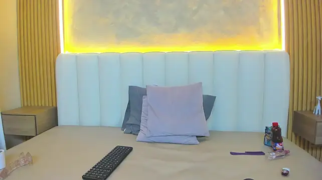 lulu_fuller webcam stripchat model stream image