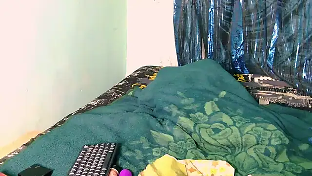 Fuckable_Nasty_MILF webcam stripchat model stream image