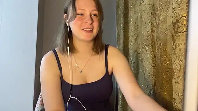 KarimaStubbe live cam on StripChat