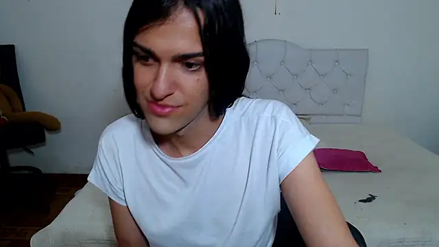sweet1Girl live cam on StripChat