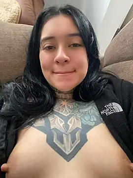 Rouse_07 live cam on StripChat