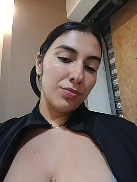 ViolettaWalton1 live cam on StripChat