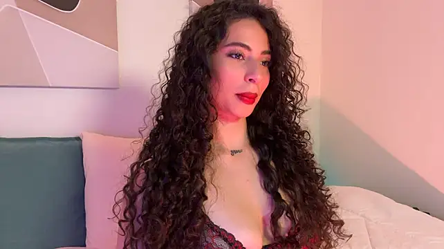 IrinaBlanc live cam on StripChat
