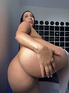 JuliettaGmz live cam preview