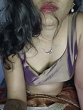 Richa_Babes live cam on StripChat