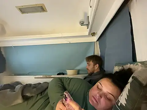 BBWlucyxxx live cam preview