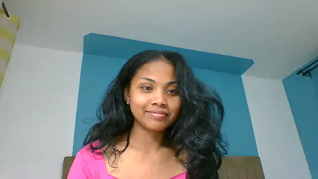naya86 live cam on StripChat