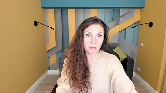 EllaLong live cam on StripChat