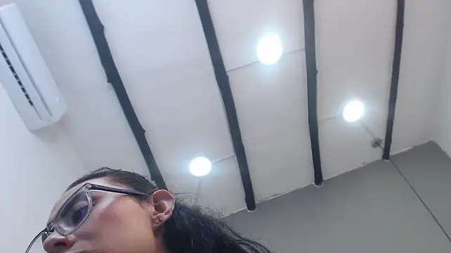 MartinaaFit live cam on StripChat