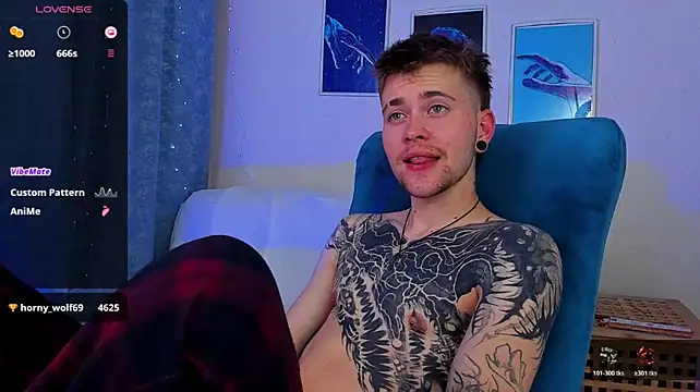 Thomas_Norton live cam on StripChat