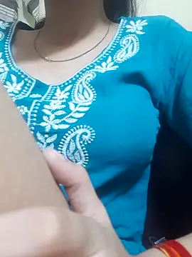Kanchan7909 live cam on StripChat
