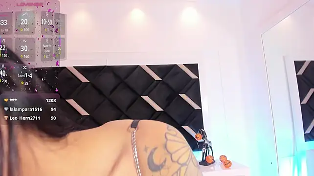 Cristal_Cerati_ live cam on StripChat