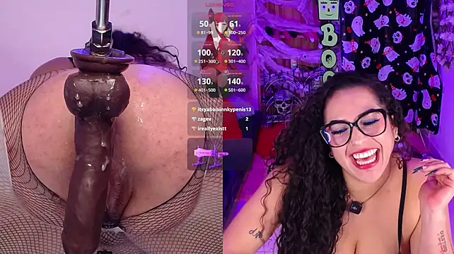 Roxylicious__ live cam on StripChat