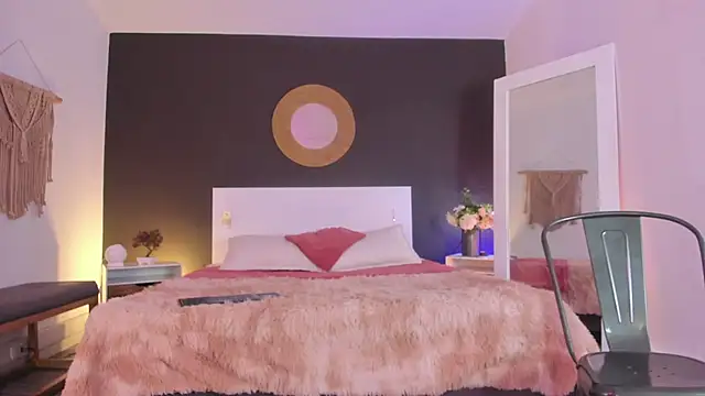 VioletPaket webcam stripchat model stream image
