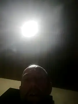 Italo_brasileiro live cam preview