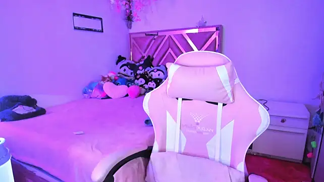 little_emma0
