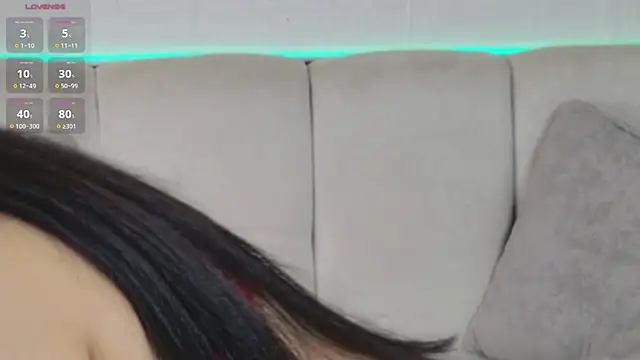 VioletBlacke_