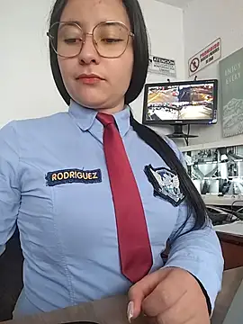 Queen_linda1 live cam on StripChat
