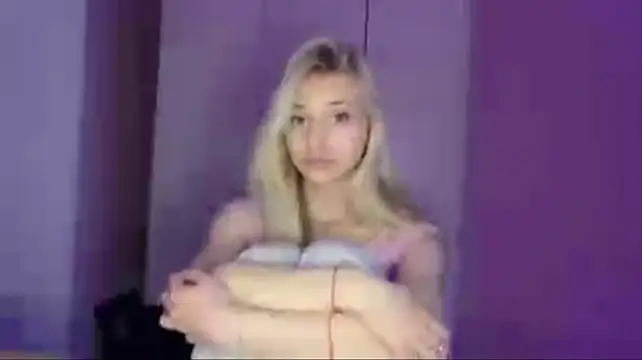 FiveFootBlonde