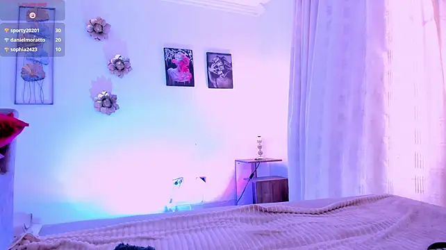 DavinaClairee