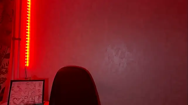 LydaDrozdenko live cam preview