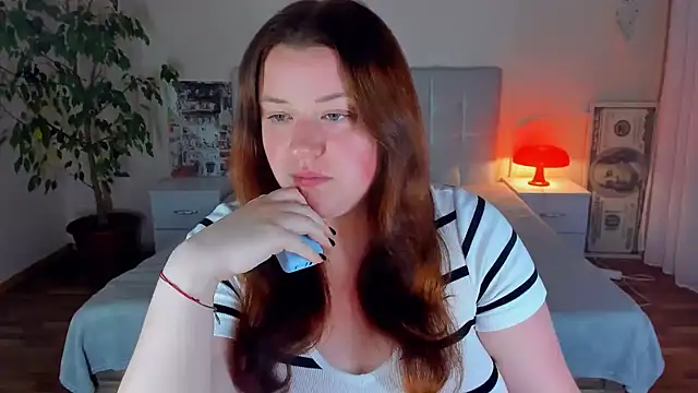 PolinaSalvatore live cam on StripChat