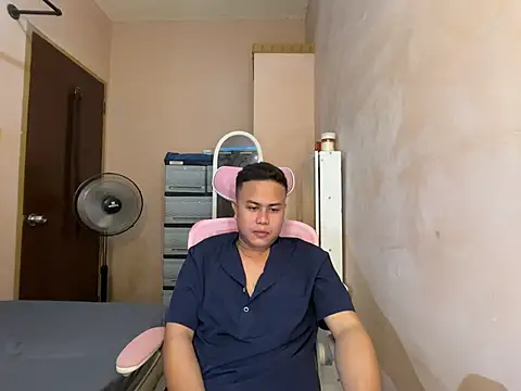Your_sweetboy_20 live cam on StripChat