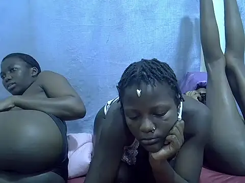 lewin_gal_ live cam on StripChat