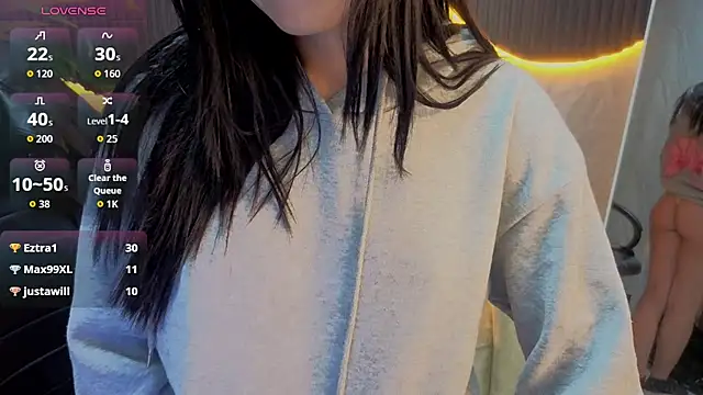 Skyhoney_tp live cam on StripChat