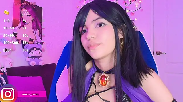 Swannamy live cam on StripChat