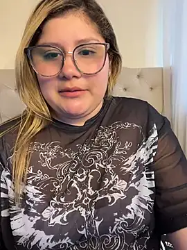VioletaVelvet live cam on StripChat