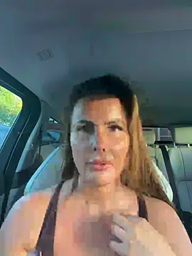 SweetSiennax live cam on StripChat
