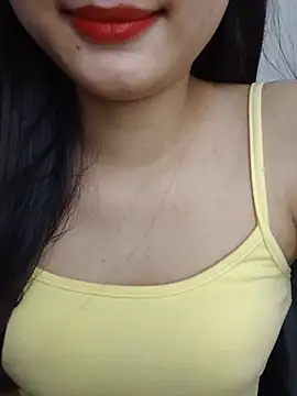 Linda_x2 webcam