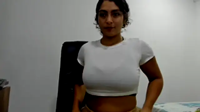 sofiaparker8 live cam on StripChat