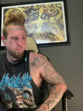 Smokebluntafterblunt live cam on StripChat