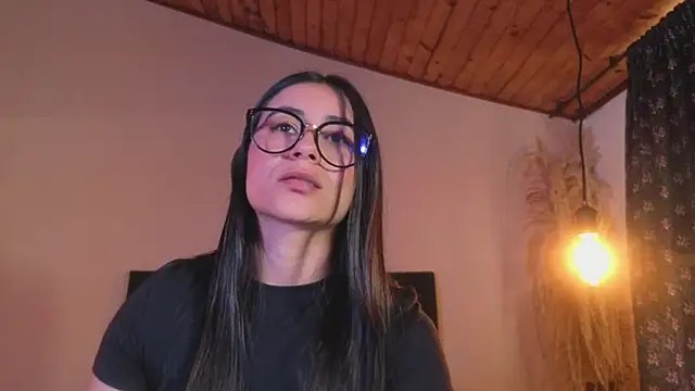jackiie_ live cam on StripChat