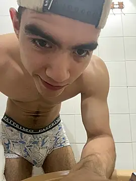 Alejandro_vega_ live cam on StripChat
