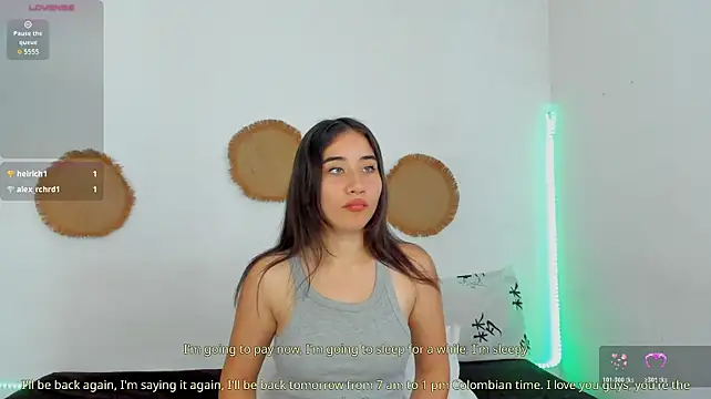 Luna_Secrett live cam on StripChat