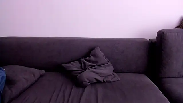 Tenderly_Couple live cam on StripChat