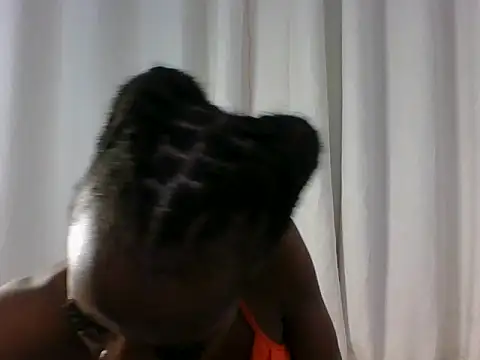 Blonde_slimy live cam on StripChat