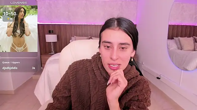 karlaa_james