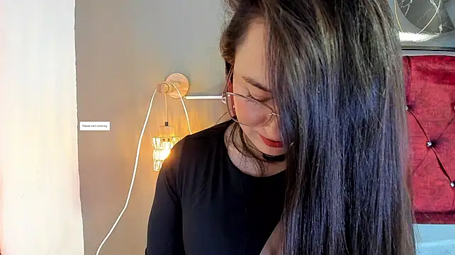 angela_nix