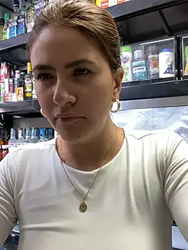 Andrea_19blonde