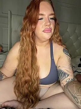 CurvyGirlMyla
