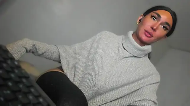MistressNextDoor_